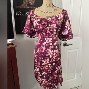 🆕AUW Floral Dress